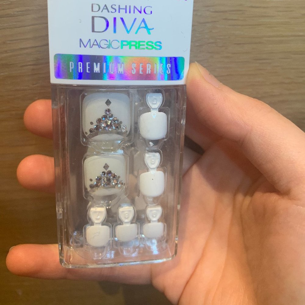Dashing Diva Magic Press for PEDI